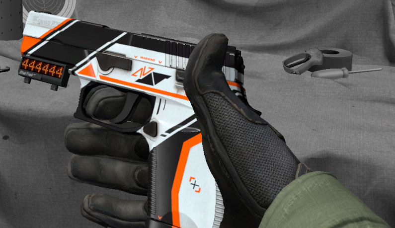 p250_asiimov_hand